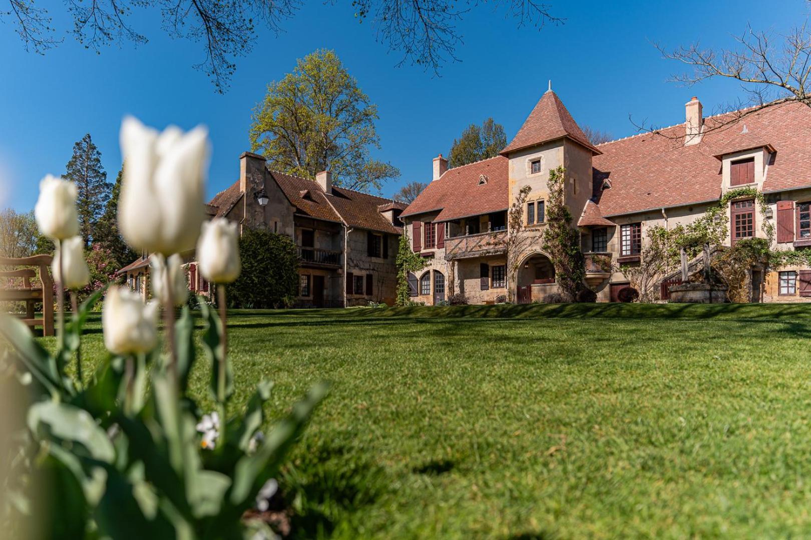 La Maison De La Tour Apremont-sur-Allier Exterior foto